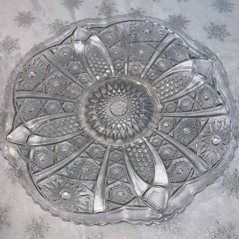 Elegant Vintage 10" Clear Cut Glass Hobstar Pattern Scalloped Rim Platter